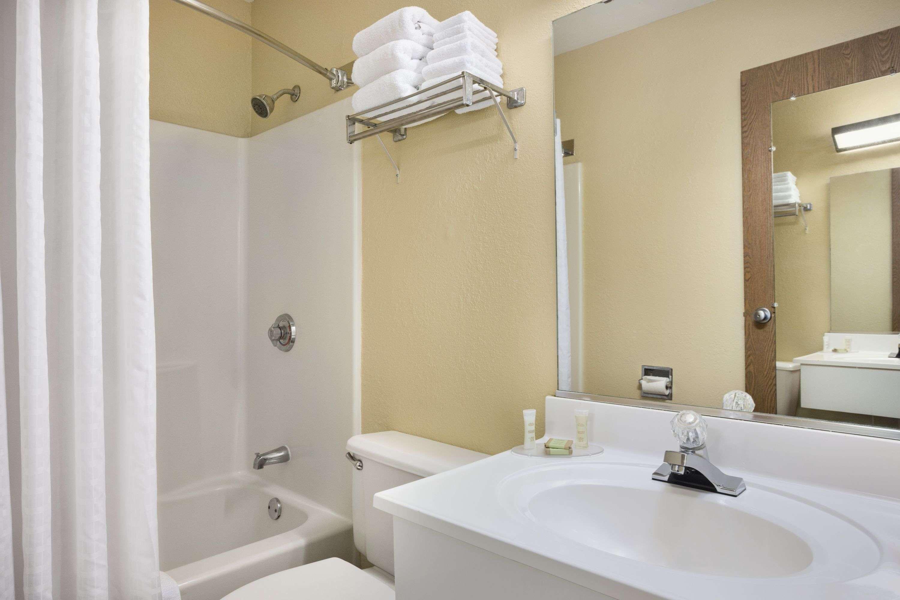 Motel Super 8 By Wyndham Alton Extérieur photo
