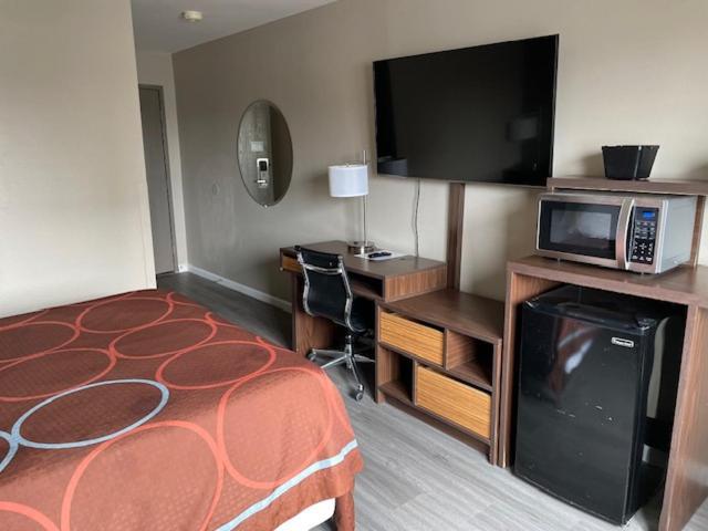 Motel Super 8 By Wyndham Alton Extérieur photo